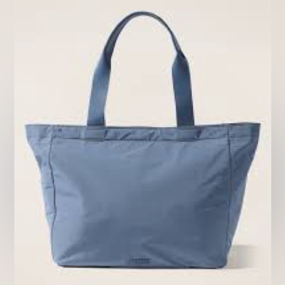 ⚡️🚚 MOVING SALE! 🩵 Athleta All About Tote Bag